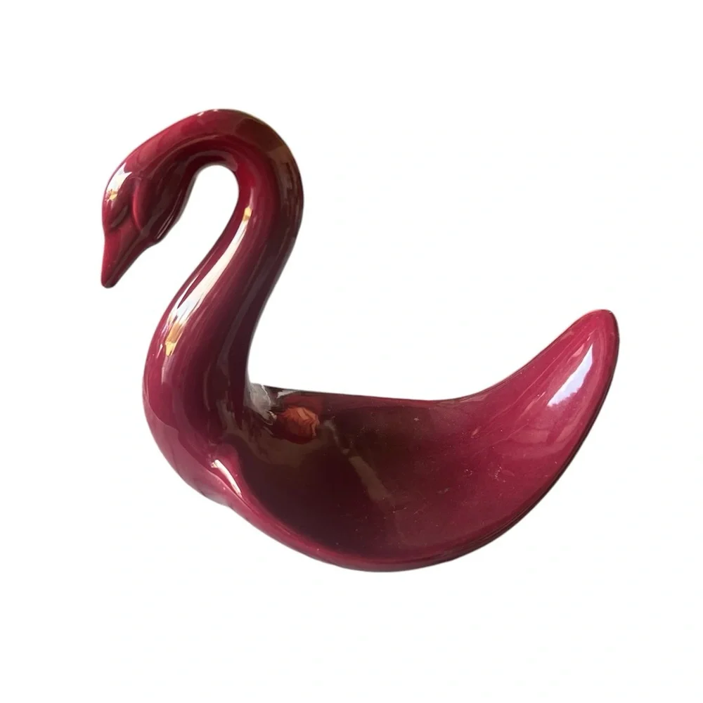 Vintage Nova Designs Bathroom Swan Towel Holder Maroon Burgundy